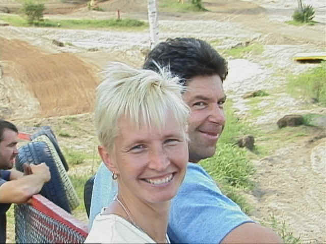 DebbieKenny.jpg (172458 bytes)