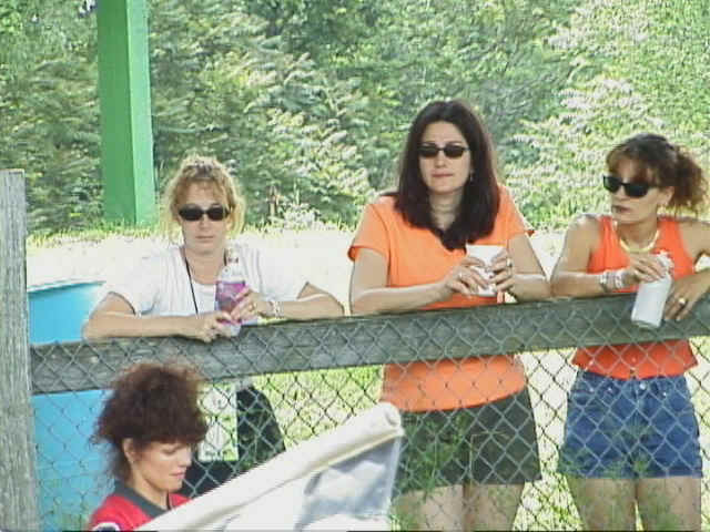 xwomen.jpg (176416 bytes)