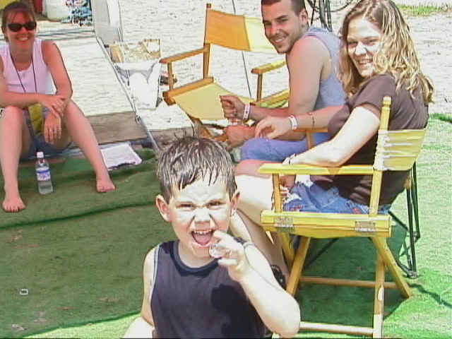 cutieguy.jpg (186686 bytes)